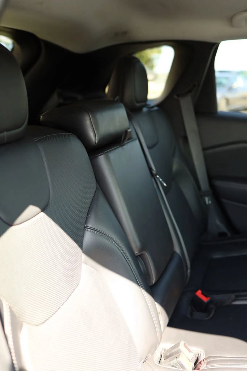 Used 2020 Jeep Cherokee Limited AWD/4WD image 41