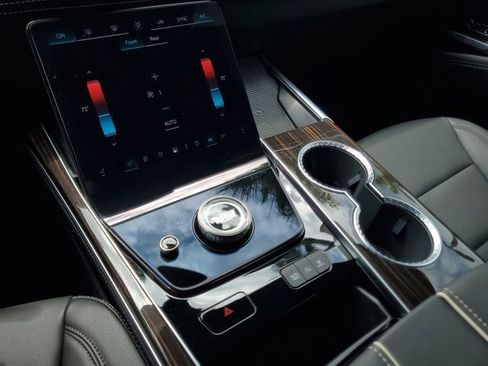 Certified 2026 Cadillac Escalade 2WD image 26