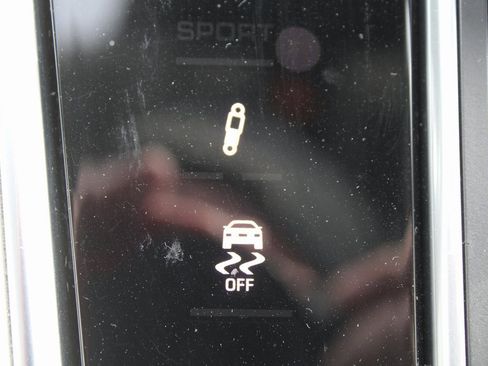 Used 2018 Porsche Panamera 4S image 40