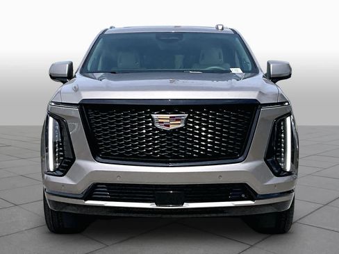 Used 2025 Cadillac Escalade Sport Platinum w/ LPO, Floor Liner Package AWD/4WD image 4