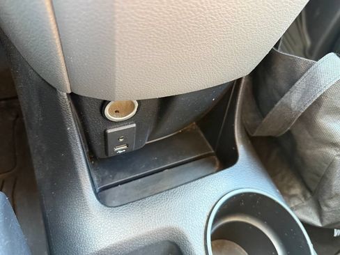 Used 2017 Nissan NV200 SV w/ Technology Package FWD image 19
