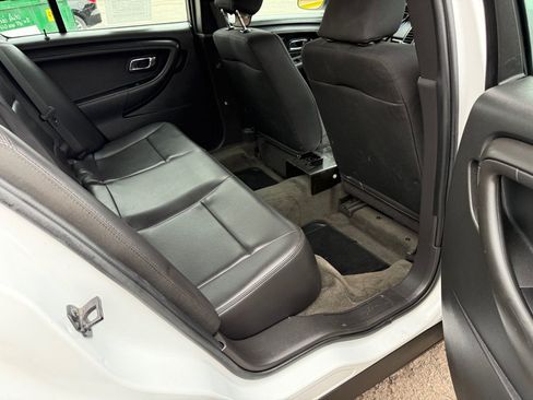 Used 2019 Ford Taurus Police Interceptor AWD image 10