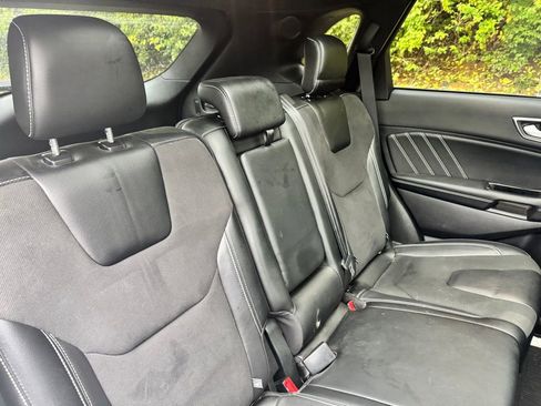 Used 2019 Ford Edge ST w/ Equipment Group 401A image 19