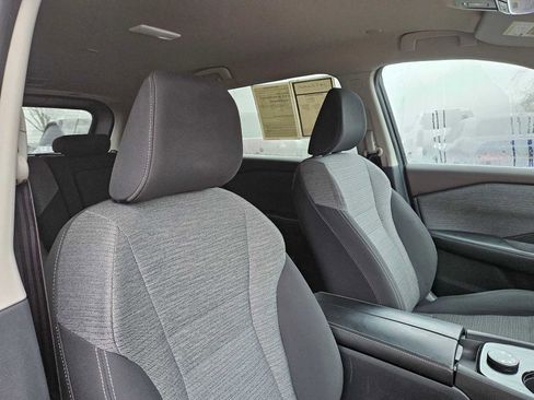 Used 2023 Nissan Rogue SV image 13