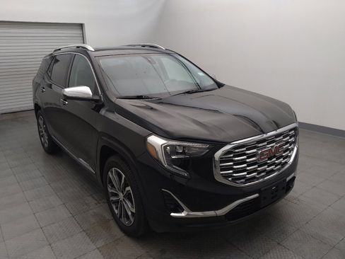 Used 2018 GMC Terrain Denali w/ Advanced Safety Package AWD/4WD image 13