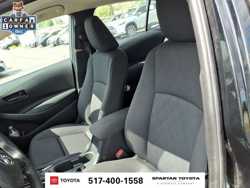Used 2024 Toyota Corolla LE FWD image 12