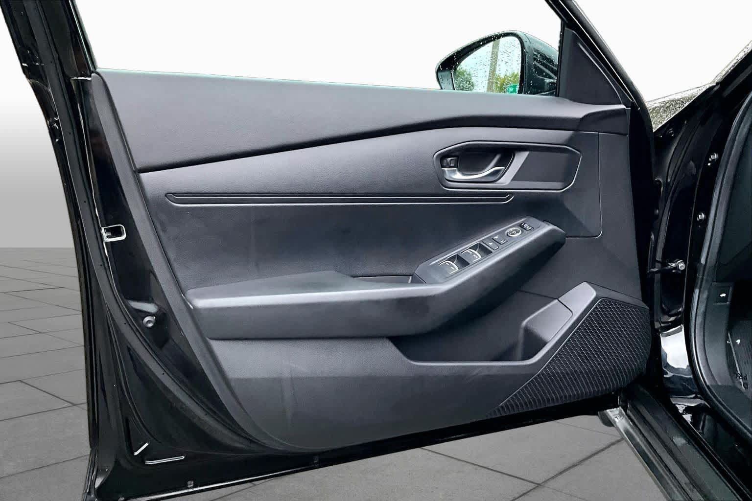Used 2023 Honda Accord LX image 19