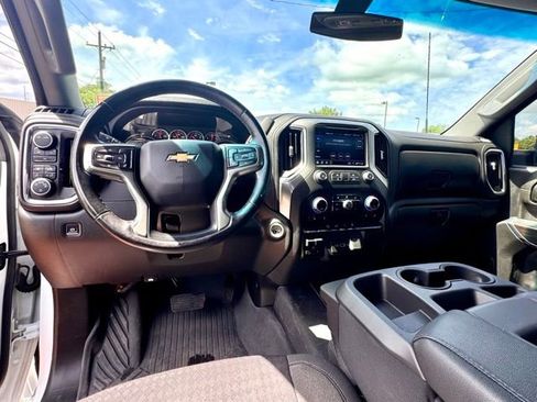 Used 2023 Chevrolet Silverado 2500 LT w/ Convenience Package AWD/4WD image 9