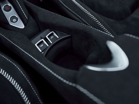 Used 2026 McLaren 750S image 60