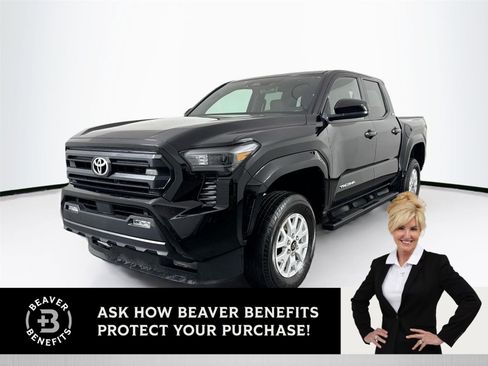 Certified 2025 Toyota Tacoma SR5 image 1