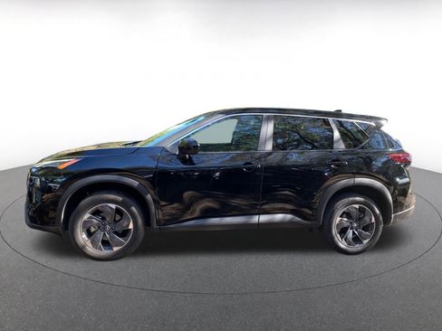 Used 2025 Nissan Rogue SV image 4