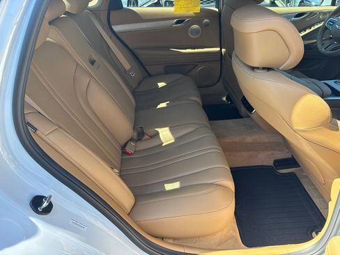 Used 2025 Genesis G80 2.5T Advanced AWD/4WD image 15