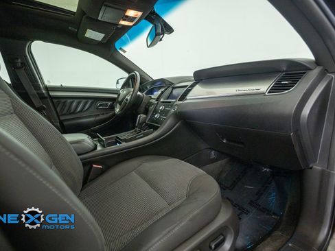 Used 2013 Ford Taurus SEL FWD image 39