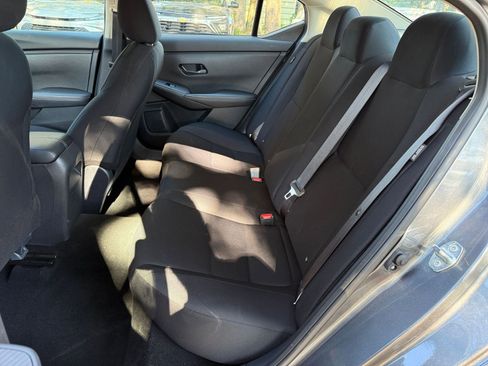 Used 2025 Nissan Sentra S image 33