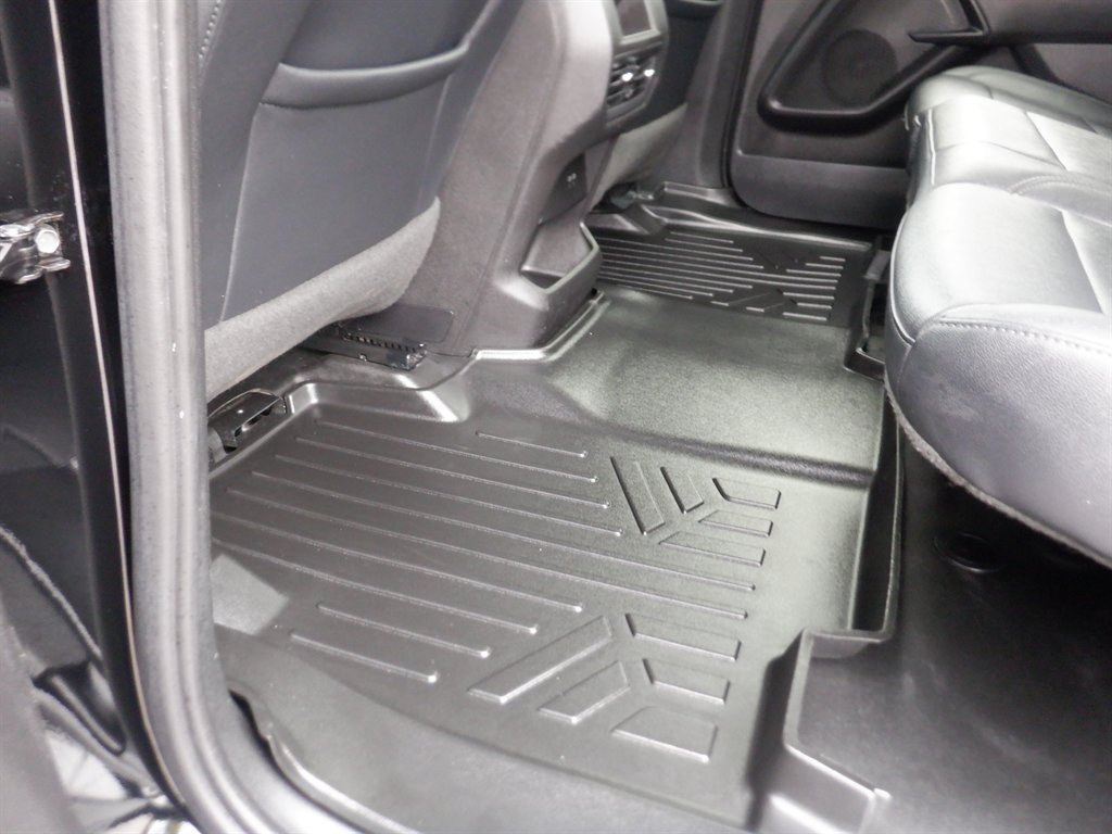 Used 2024 Chevrolet Silverado EV W/T AWD/4WD image 12