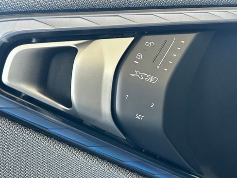 Used 2026 BMW X3 xDrive30 w/ Premium Package image 17