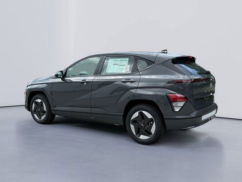 New 2025 Hyundai Kona SE FWD image 5