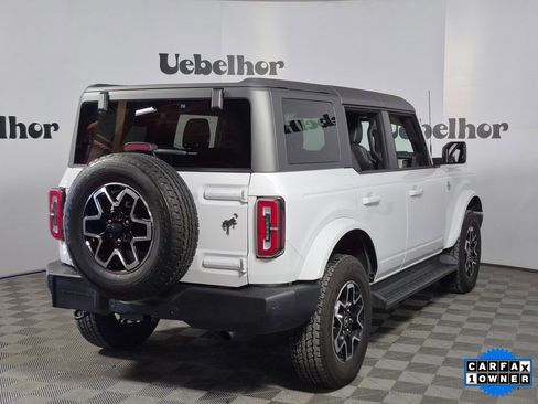 Used 2025 Ford Bronco Outer Banks image 7