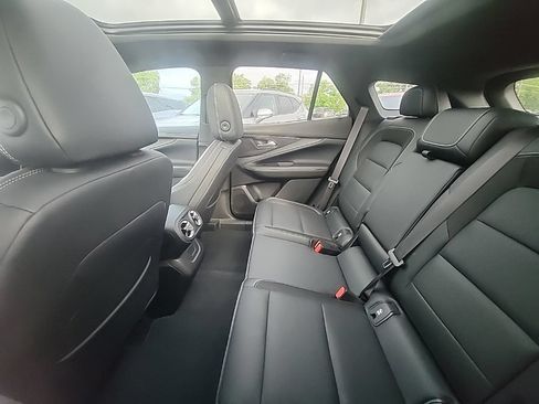 Used 2024 Chevrolet Blazer EV LT AWD/4WD image 6