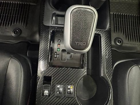 Used 2019 Toyota 4Runner TRD Off-Road Premium AWD/4WD image 35