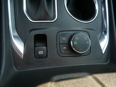 Used 2023 Chevrolet Traverse High Country w/ LPO, Floor Liner Package image 31