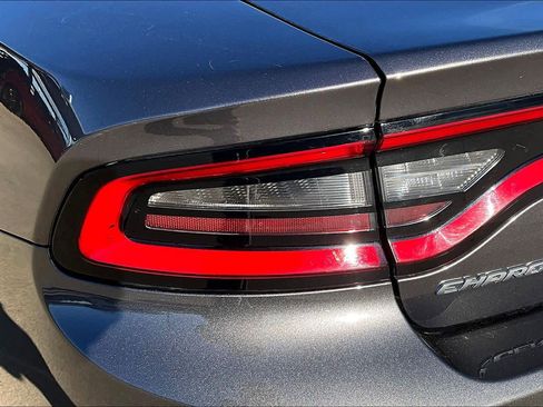 Used 2021 Dodge Charger SXT w/ Driver Convenience Group image 27