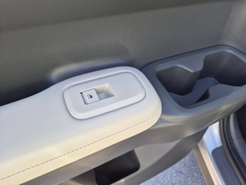 Used 2025 Hyundai Santa Fe SEL FWD image 26