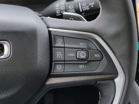 New 2026 Jeep Grand Cherokee Altitude RWD image 27