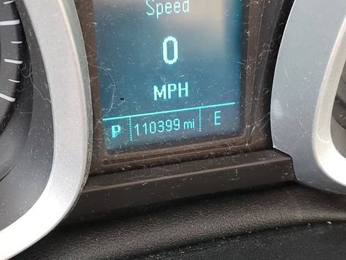 Used 2017 Chevrolet Equinox LS FWD image 18