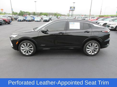 Certified 2024 Buick Envista Avenir FWD image 2