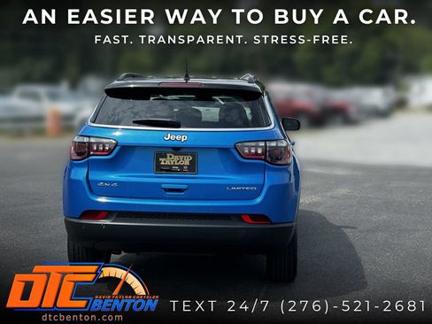 Used 2025 Jeep Compass Limited AWD/4WD image 6