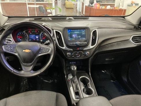 Used 2019 Chevrolet Equinox LT FWD image 19