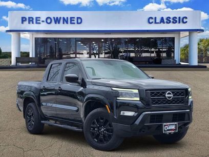 Used 2023 Nissan Frontier SV w/ Midnight Edition Package