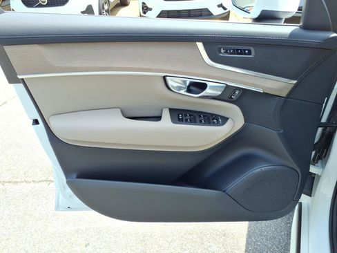 New 2026 Volvo XC90 B6 Core w/ Protection Package Premier AWD/4WD image 10