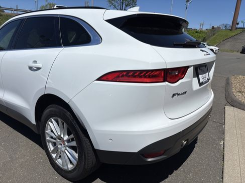 Used 2019 Jaguar F-PACE Prestige AWD/4WD image 14