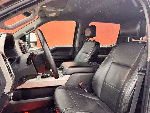 Used 2015 Ford F150 Lariat image 6