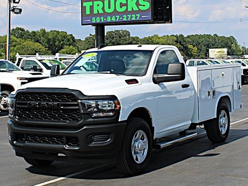 Used 2024 RAM 2500 Tradesman RWD image 3