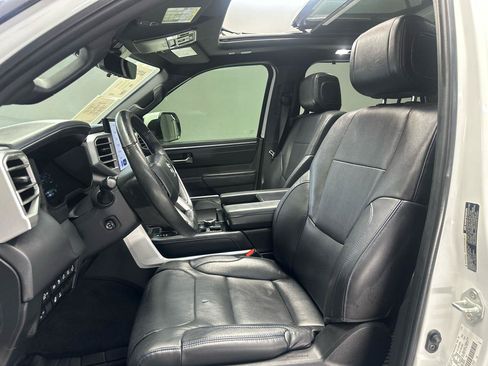 Used 2023 Toyota Sequoia Platinum AWD/4WD image 27