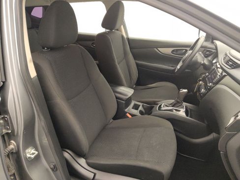 Used 2019 Nissan Rogue Sport S FWD image 21