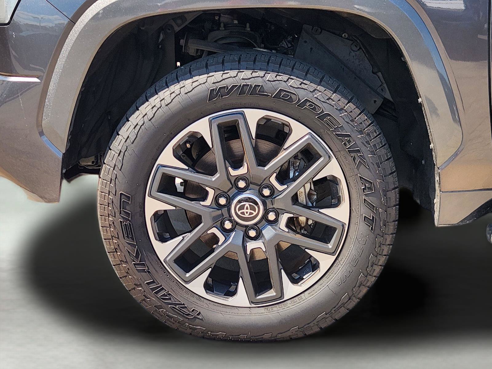 Used 2024 Toyota Tundra Limited w/ Power Package AWD/4WD image 10