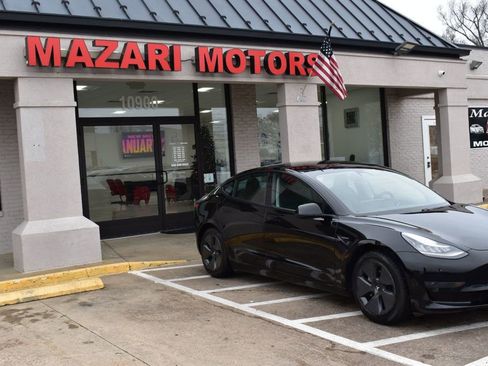 Used 2021 Tesla Model 3 Standard Range Plus image 9