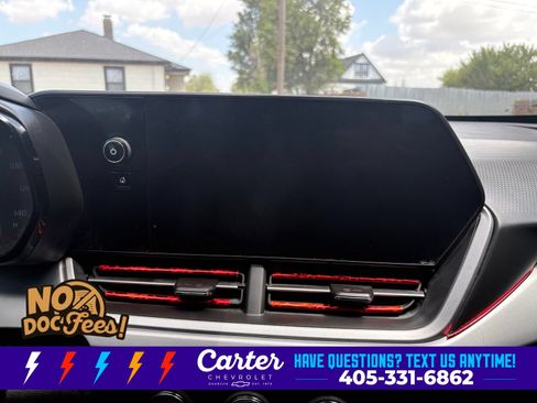 Used 2024 Chevrolet Trax RS w/ Sunroof Package FWD image 33