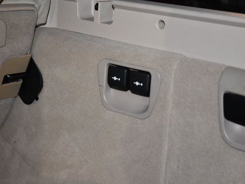 Used 2004 BMW X5 3.0i image 36