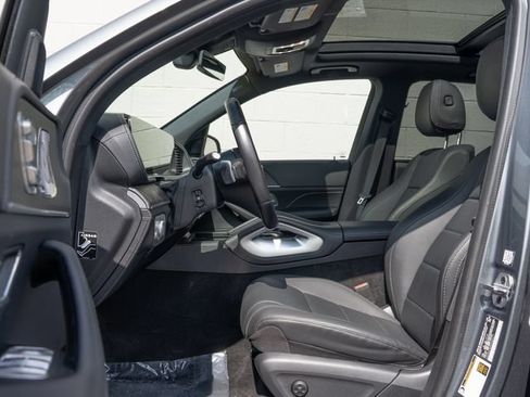 Used 2024 Mercedes-Benz GLE 350 4MATIC image 17