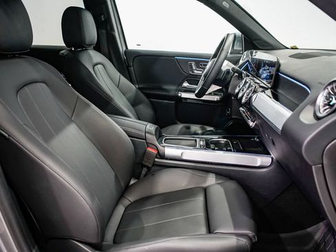 Used 2026 Mercedes-Benz GLB 250 image 16
