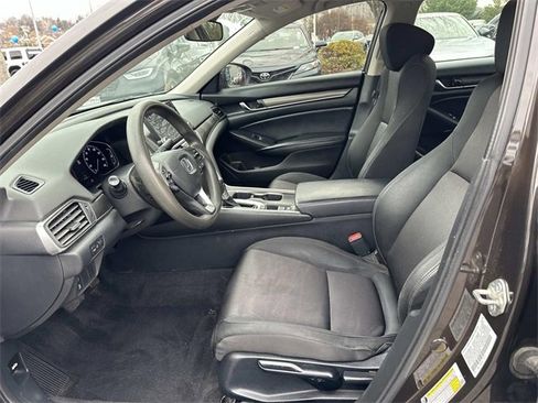 Used 2018 Honda Accord LX image 15