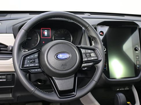 Used 2026 Subaru Forester Premium AWD/4WD image 8