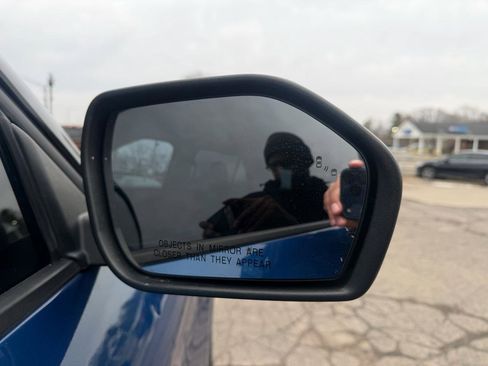 Used 2020 Ford Explorer XLT w/ Equipment Group 202A image 23