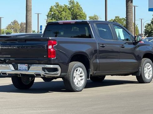 Used 2022 Chevrolet Silverado 1500 LT AWD/4WD image 4