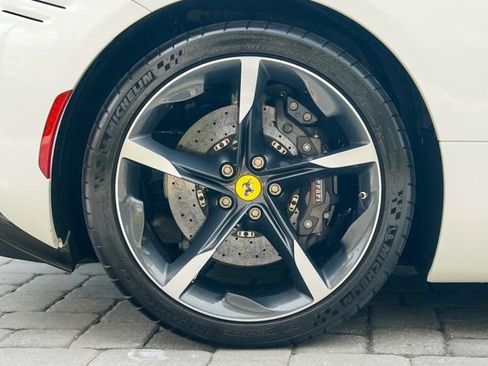 Used 2023 Ferrari SF90 Stradale image 32